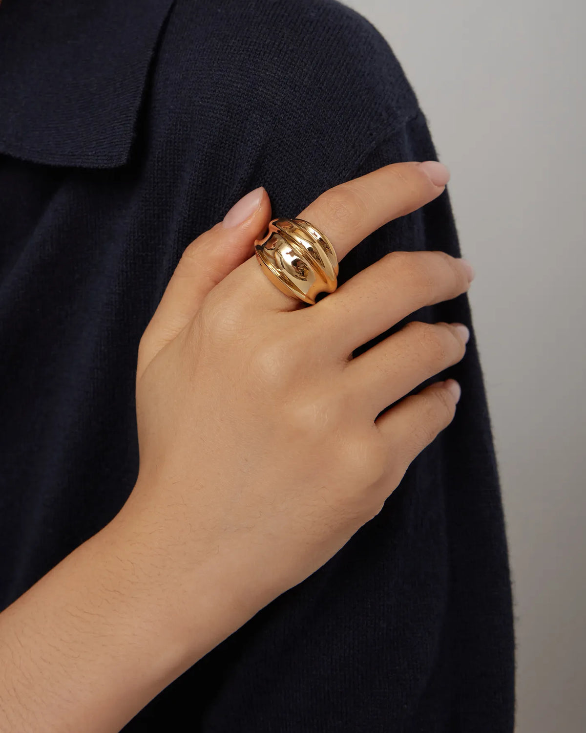 Leona Ring