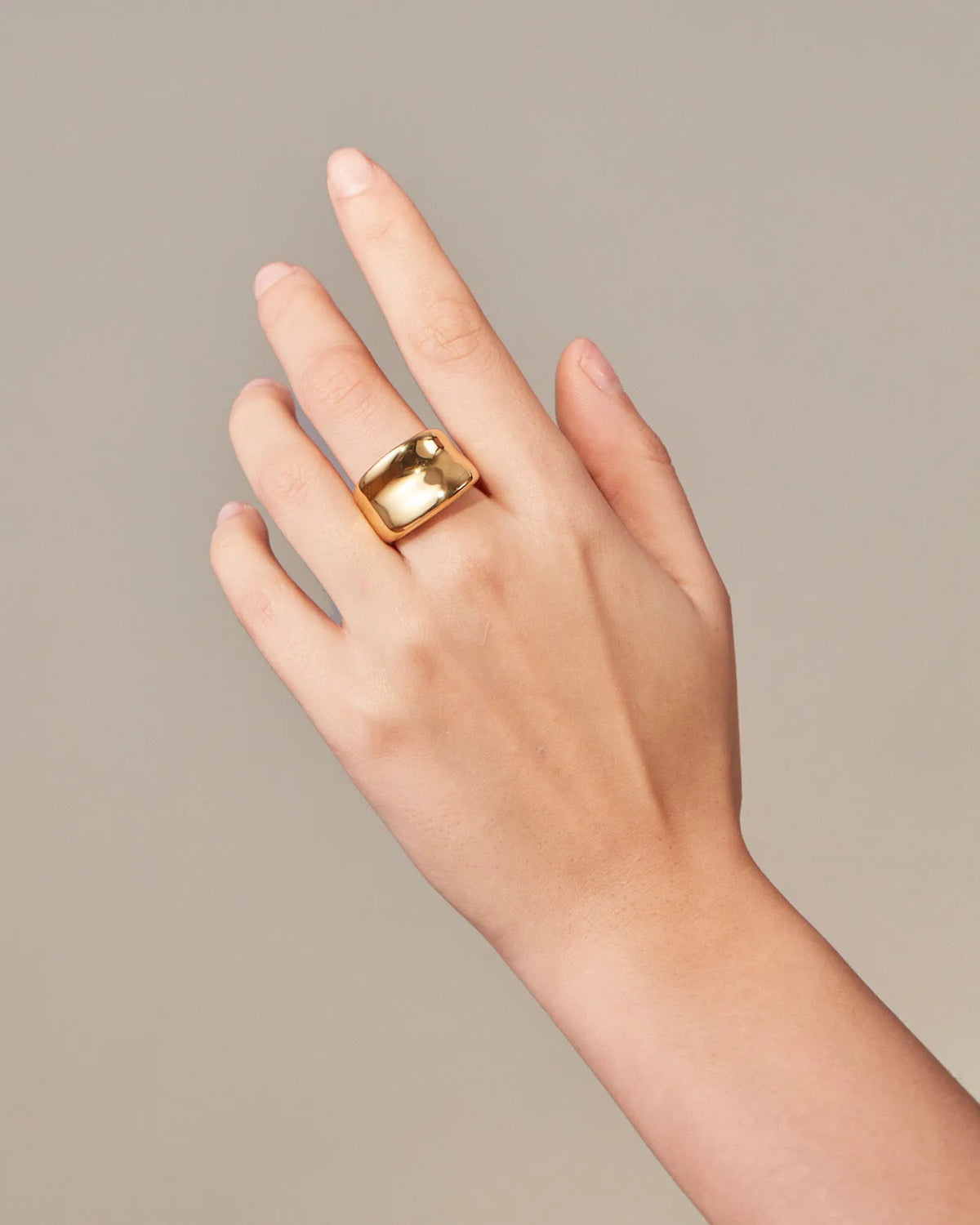Viviana Ring